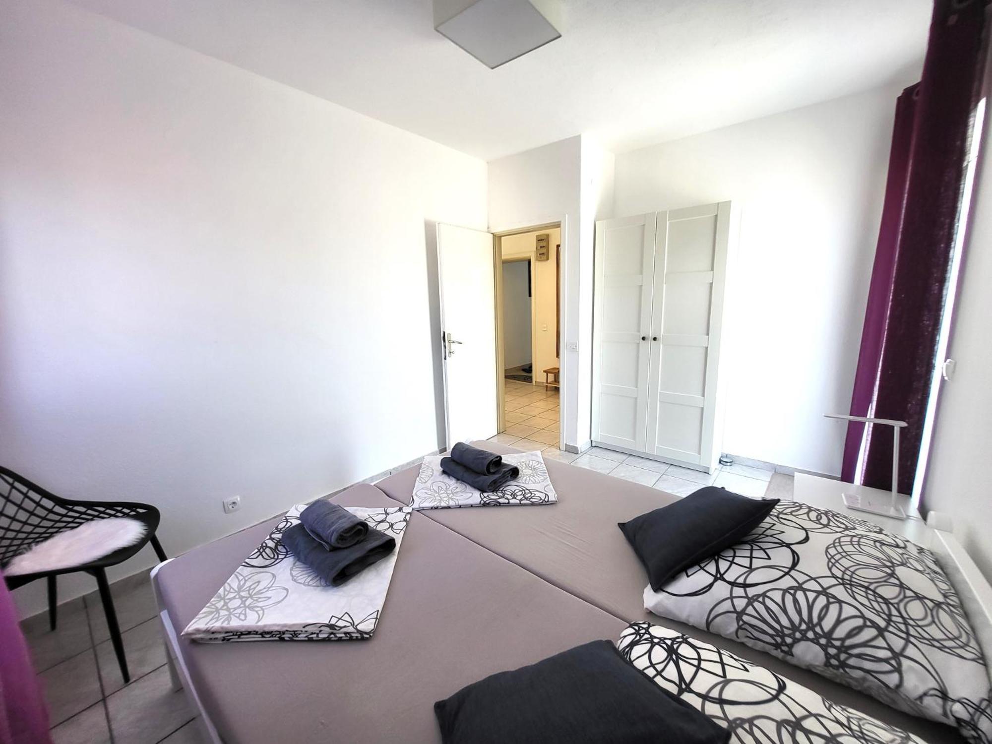 Apartments Pitve Jelsa  Exterior foto