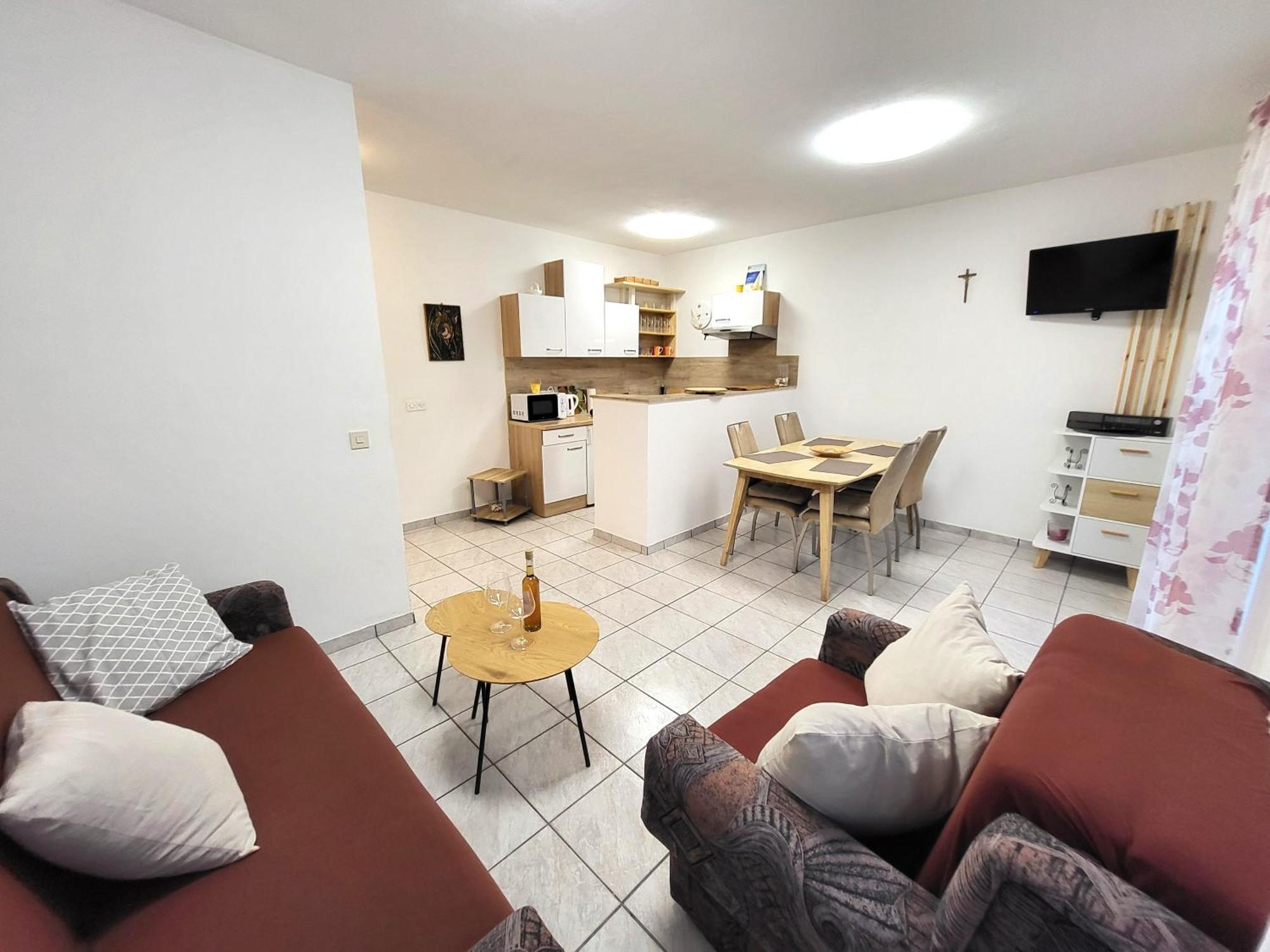 Apartments Pitve Jelsa  Exterior foto